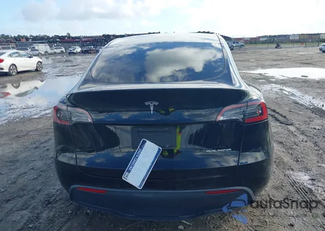 2022 Tesla Model Y Long Range Dual Motor All-Wheel Drive из США, поврежденный, VIN 7SAYGDEE8NF322374